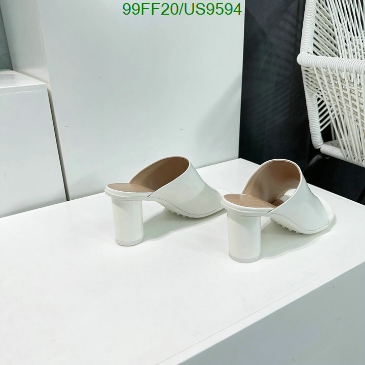 Women Shoes-BV Code: US9594 $: 99USD