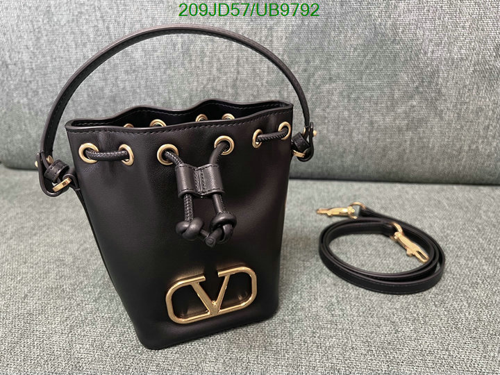 Valentino Bag-(Mirror)-Diagonal- Code: UB9792 $: 209USD