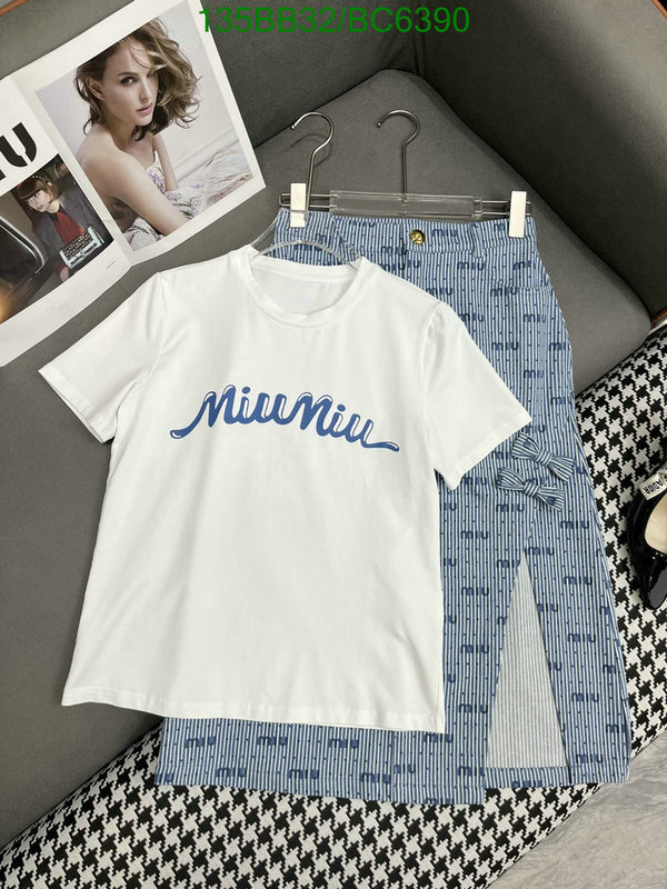 Clothing-MIUMIU Code: BC6390 $: 135USD