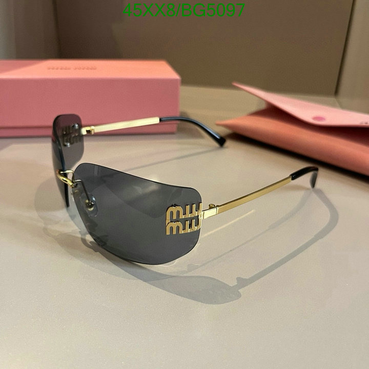 Glasses-MiuMiu Code: BG5097 $: 45USD