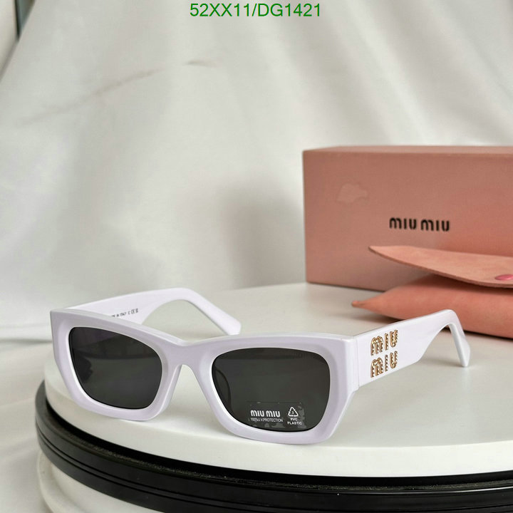 Glasses-MiuMiu Code: DG1421 $: 52USD