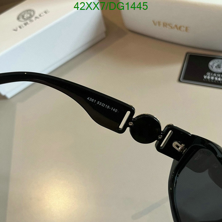 Glasses-Versace Code: DG1445 $: 42USD
