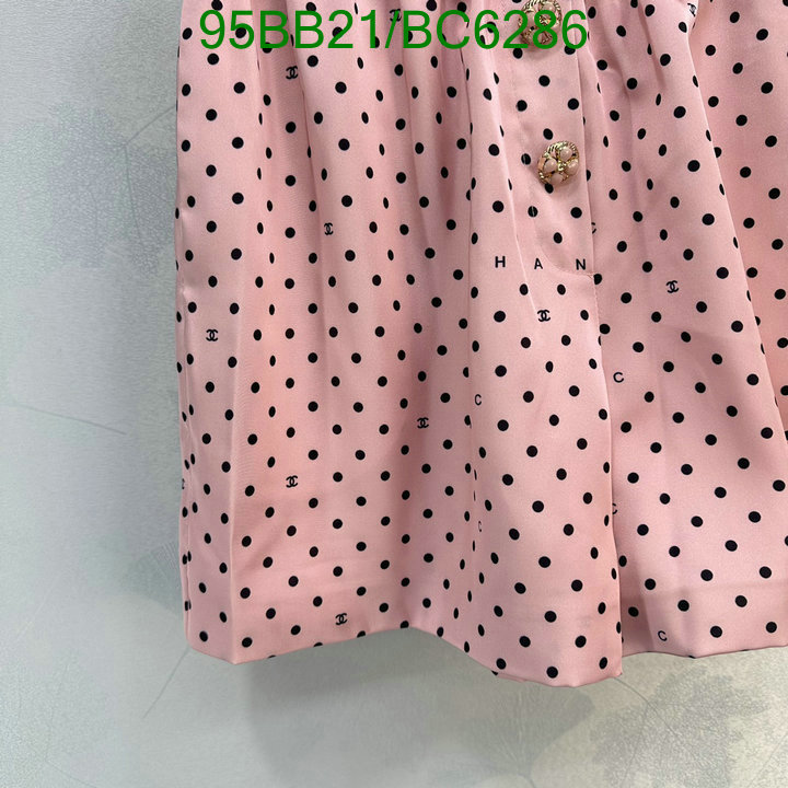Clothing-Chanel Code: BC6286 $: 95USD