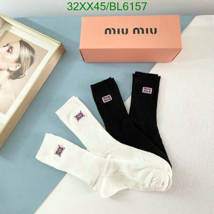 Sock-Miu Miu Code: BL6157 $: 32USD