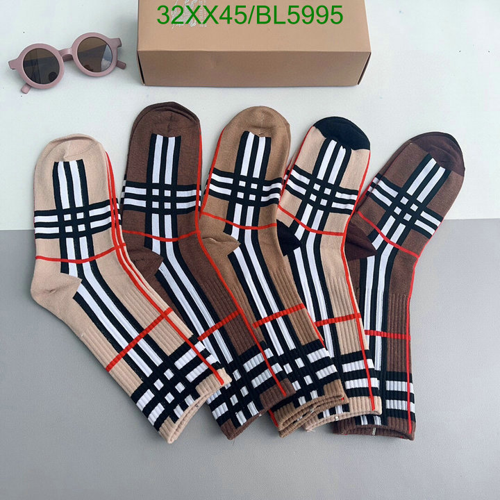 Sock-Burberry Code: BL5995 $: 32USD