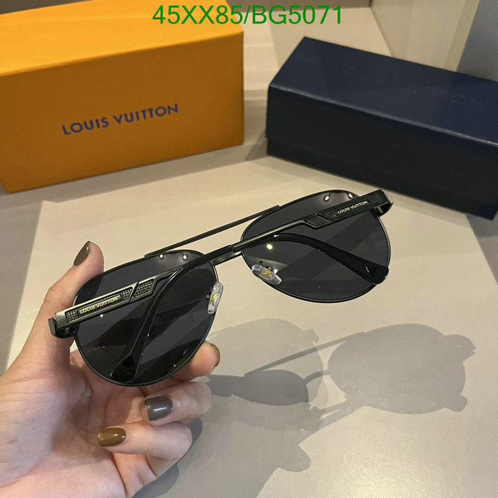 Glasses-LV Code: BG5071 $: 45USD