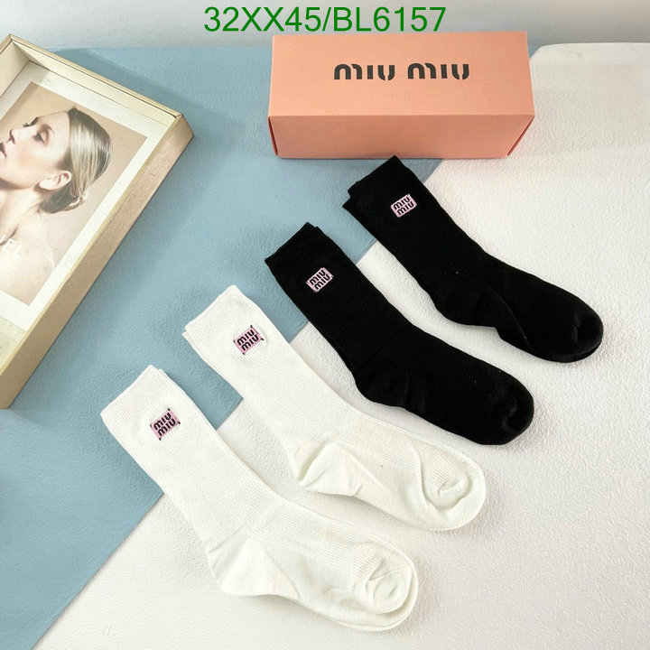 Sock-Miu Miu Code: BL6157 $: 32USD