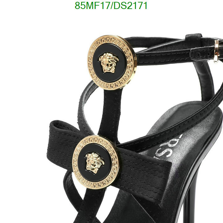 Women Shoes-Versace Code: DS2171 $: 85USD