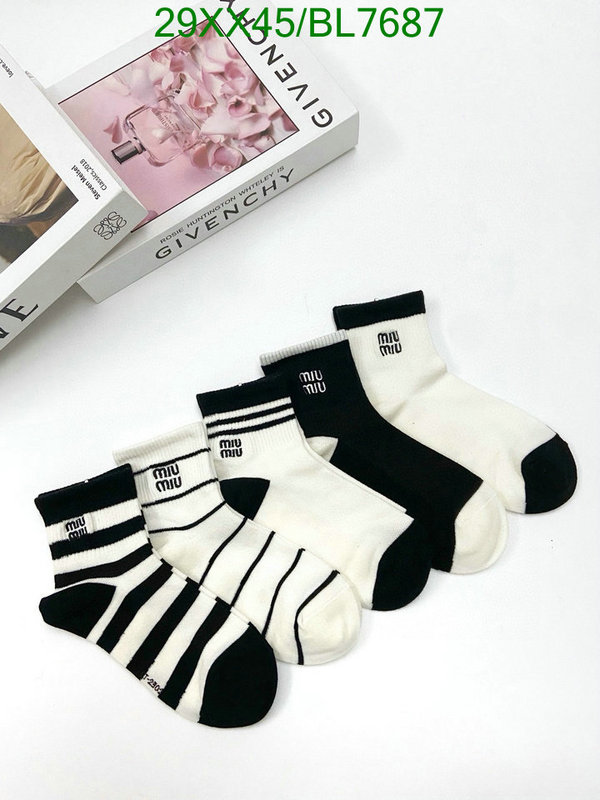 Sock-Miu Miu Code: BL7687 $: 29USD