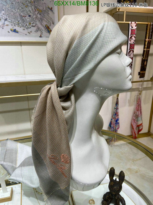 Scarf-Loro Piana Code: BM8136 $: 65USD