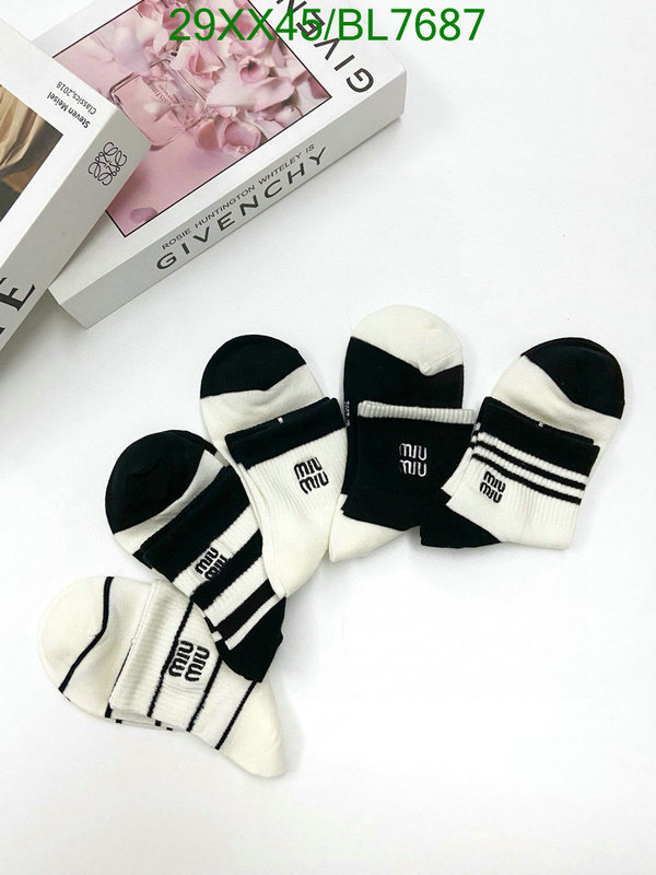 Sock-Miu Miu Code: BL7687 $: 29USD