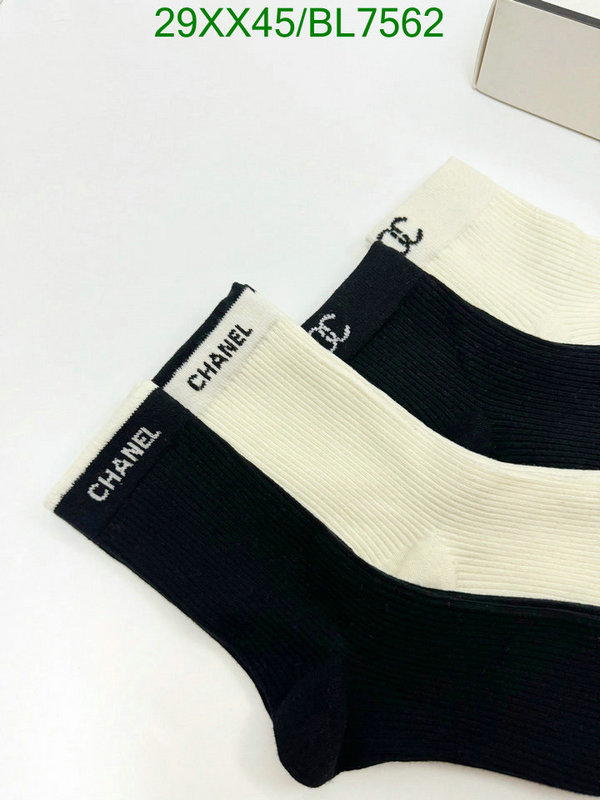 Sock-Chanel Code: BL7562 $: 29USD