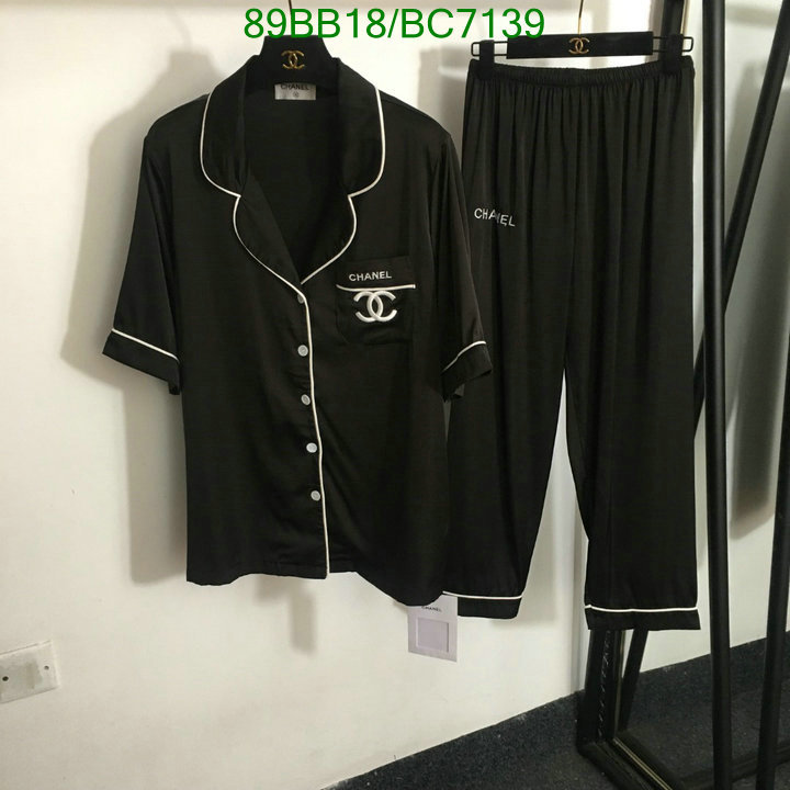 Clothing-Chanel Code: BC7139 $: 89USD