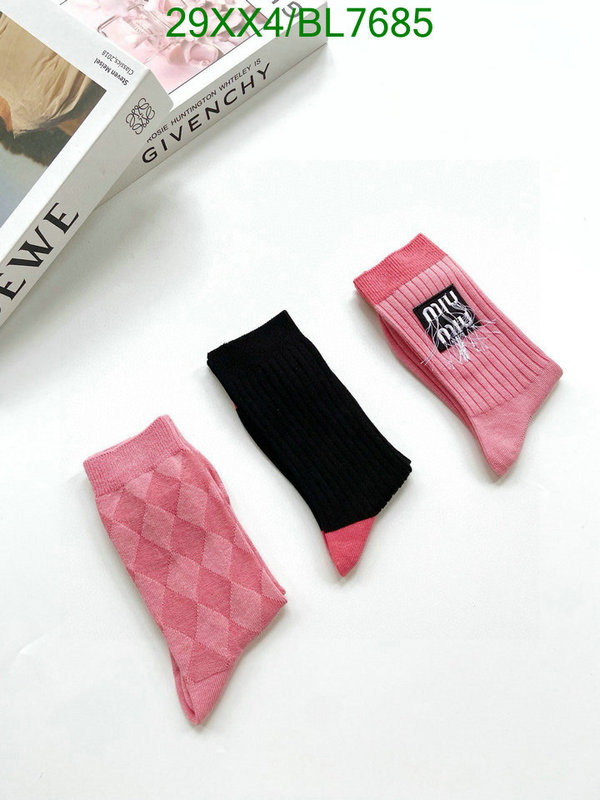 Sock-Miu Miu Code: BL7685 $: 29USD