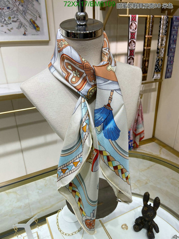 Scarf-Hermes Code: BM8109 $: 72USD