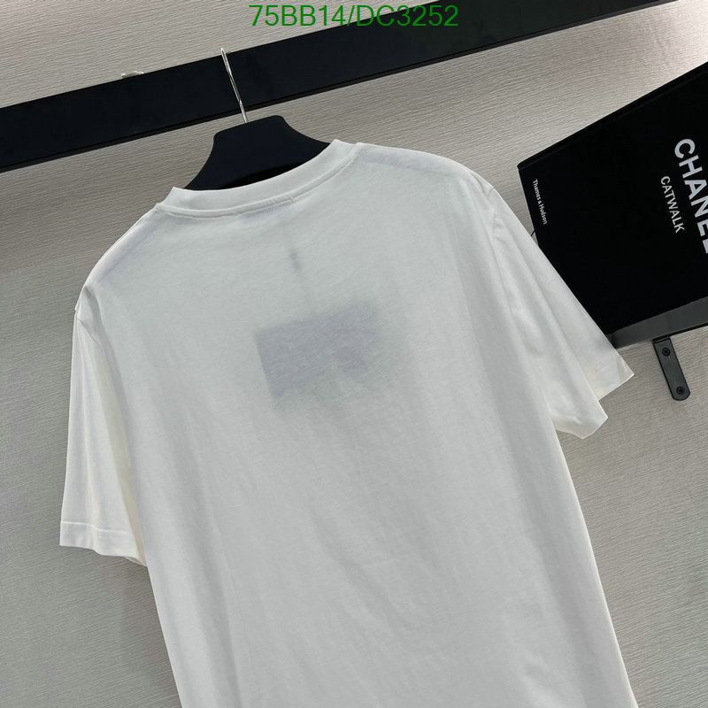 Clothing-Prada Code: DC3252 $: 75USD