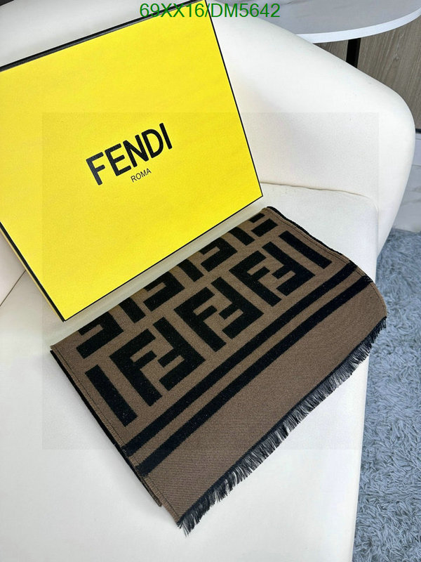 Scarf-Fendi Code: DM5642 $: 69USD