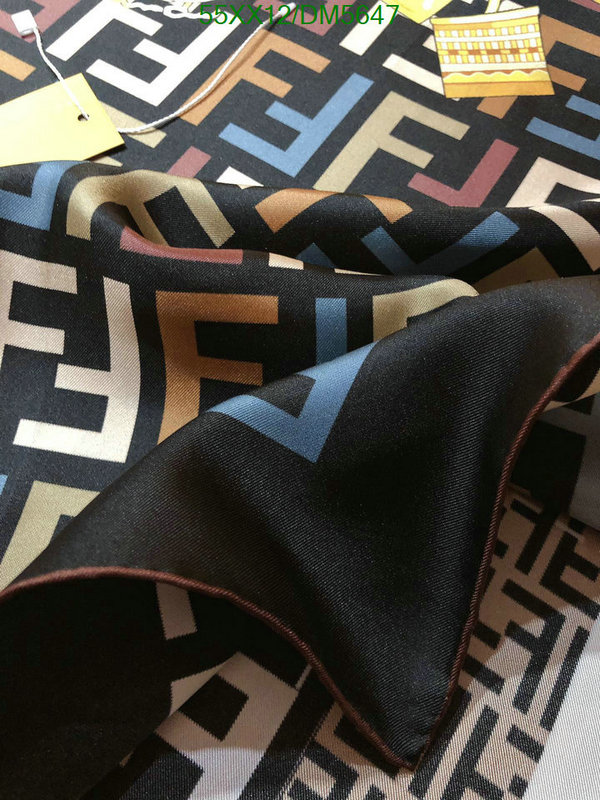 Scarf-Fendi Code: DM5647 $: 55USD