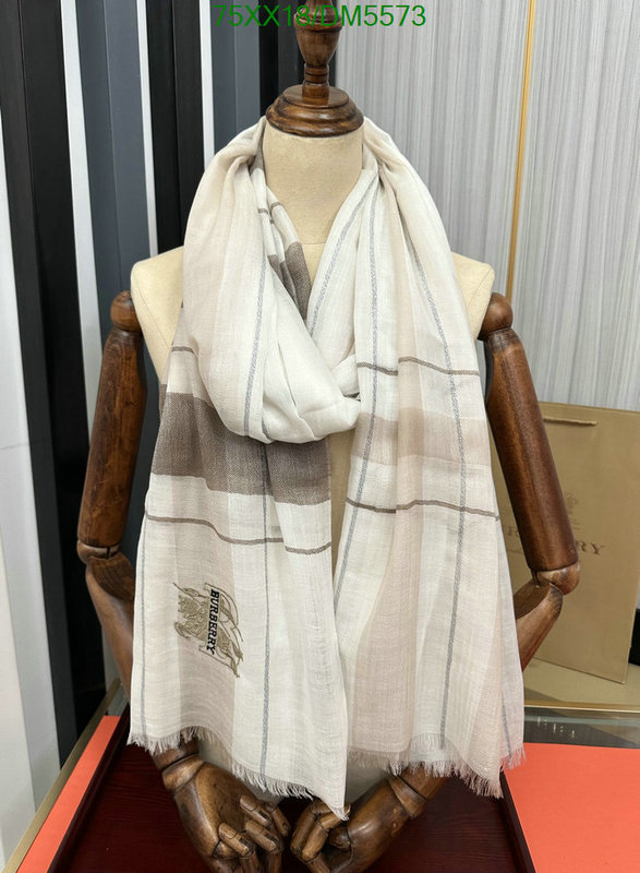 Scarf-Burberry Code: DM5573 $: 75USD