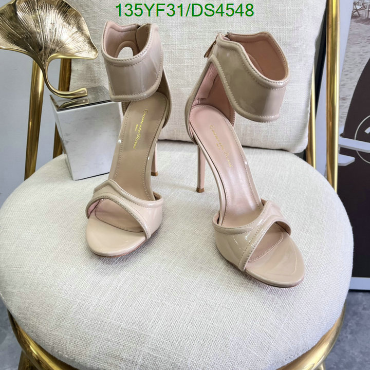 Women Shoes-Gianvito Rossi Code: DS4548 $: 135USD