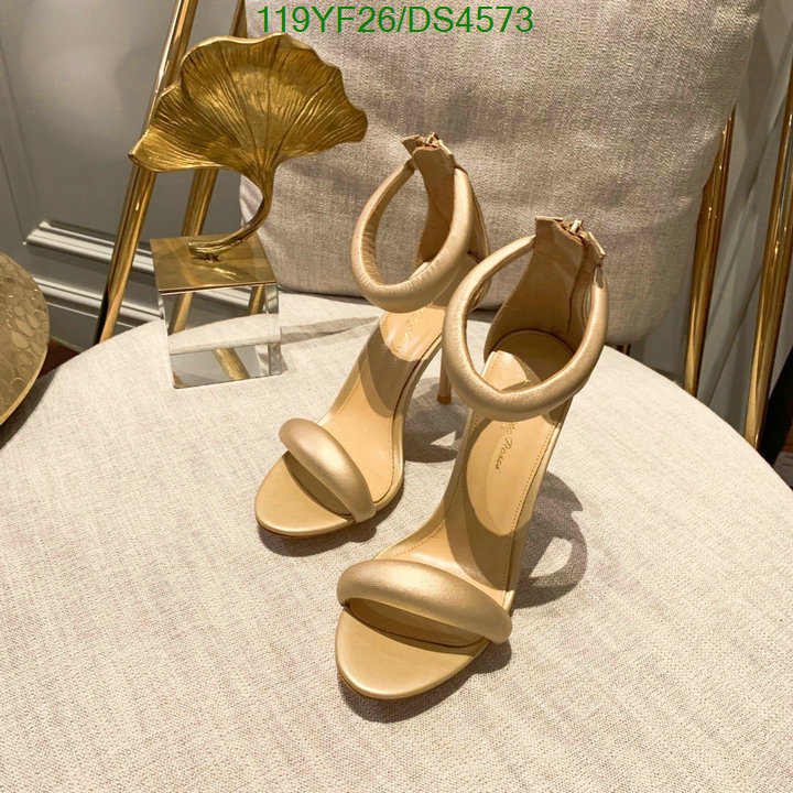 Women Shoes-Gianvito Rossi Code: DS4573 $: 119USD