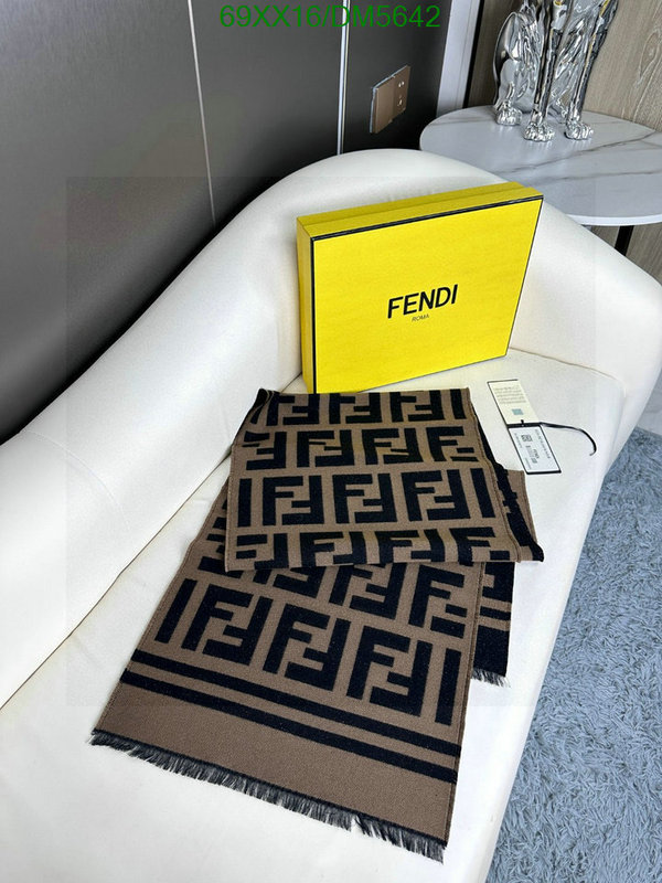 Scarf-Fendi Code: DM5642 $: 69USD