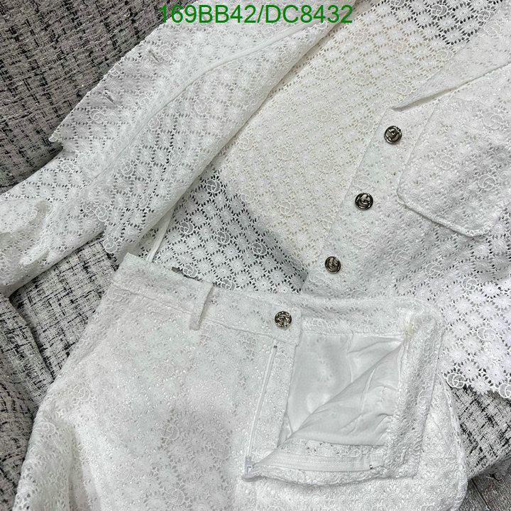 Clothing-Chanel Code: DC8432 $: 169USD