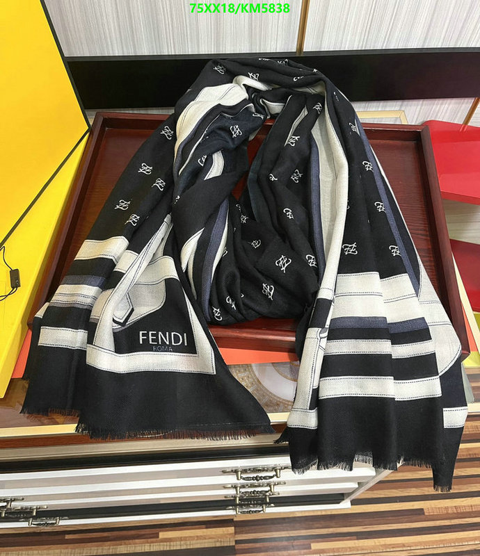 Scarf-Fendi Code: KM5838 $: 75USD