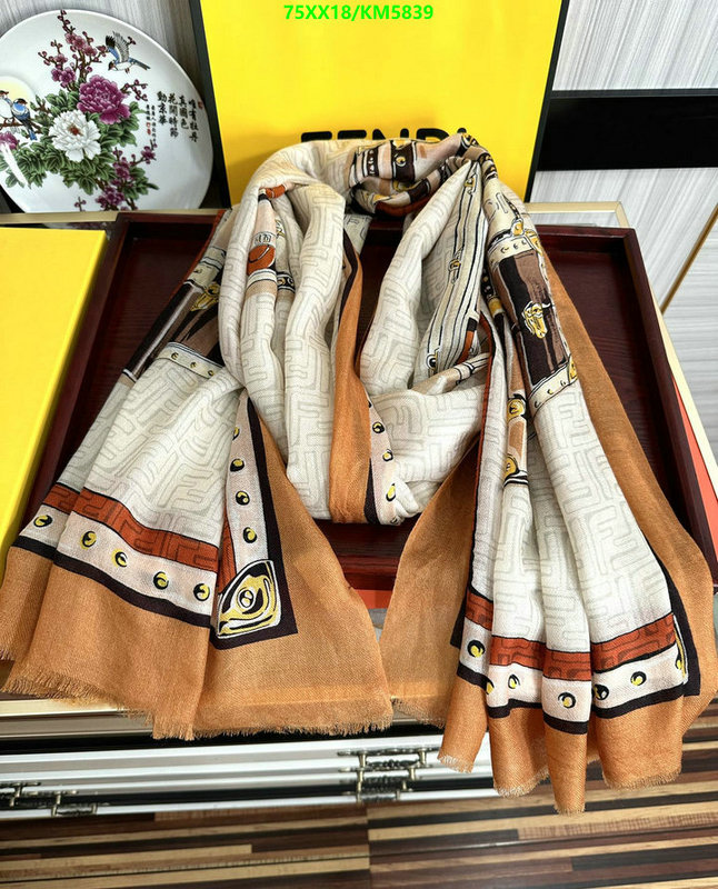 Scarf-Fendi Code: KM5839 $: 75USD