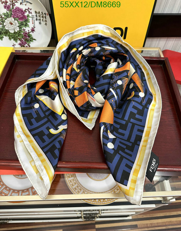 Scarf-Fendi Code: DM8669 $: 55USD