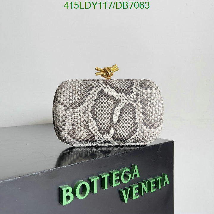 BV Bag-(Mirror)-Clutch- Code: DB7063 $: 415USD