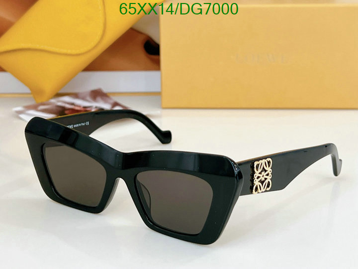 Glasses-Loewe Code: DG7000 $: 65USD