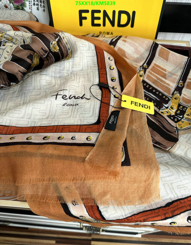 Scarf-Fendi Code: KM5839 $: 75USD