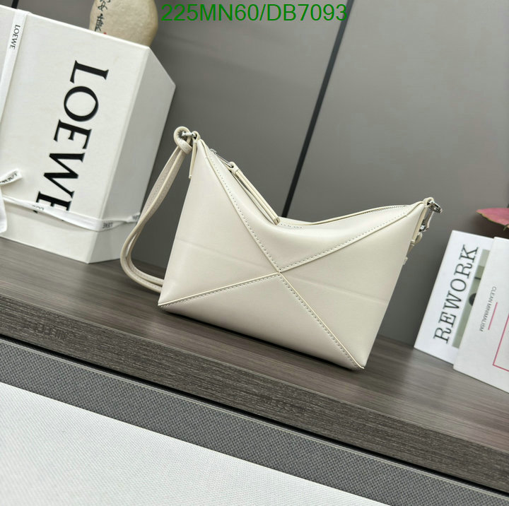 Loewe Bag-(Mirror)-Crossbody- Code: DB7093 $: 225USD