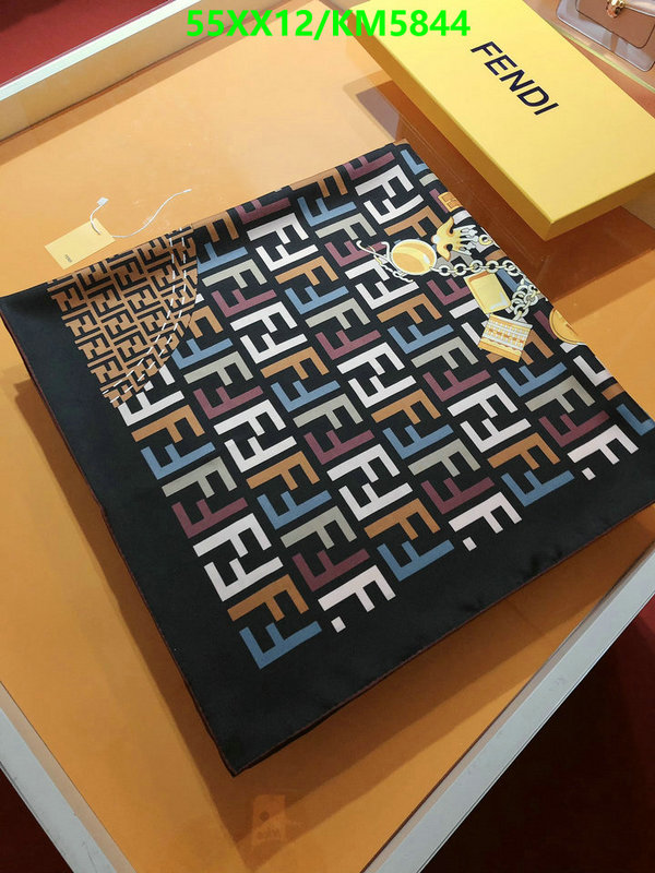 Scarf-Fendi Code: KM5844 $: 55USD