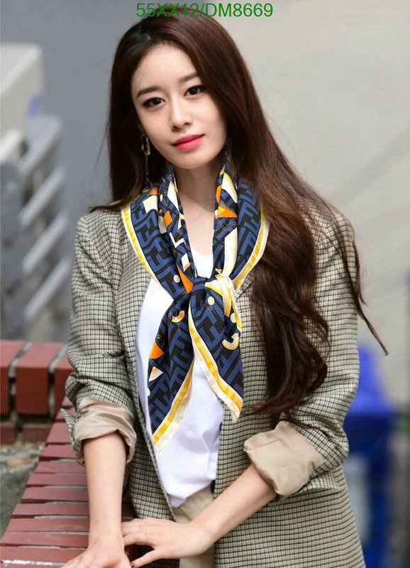 Scarf-Fendi Code: DM8669 $: 55USD