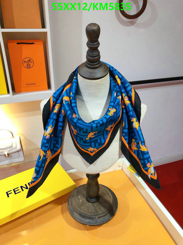 Scarf-Fendi Code: KM5835 $: 55USD