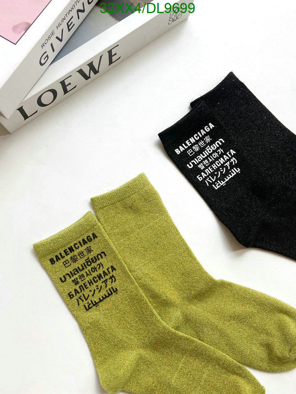 Sock-Balenciaga Code: DL9699 $: 32USD