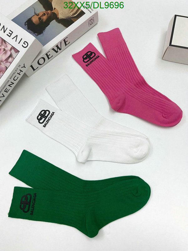 Sock-Balenciaga Code: DL9696 $: 32USD