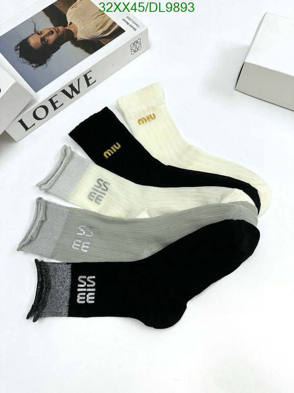 Sock-Miu Miu Code: DL9893 $: 32USD