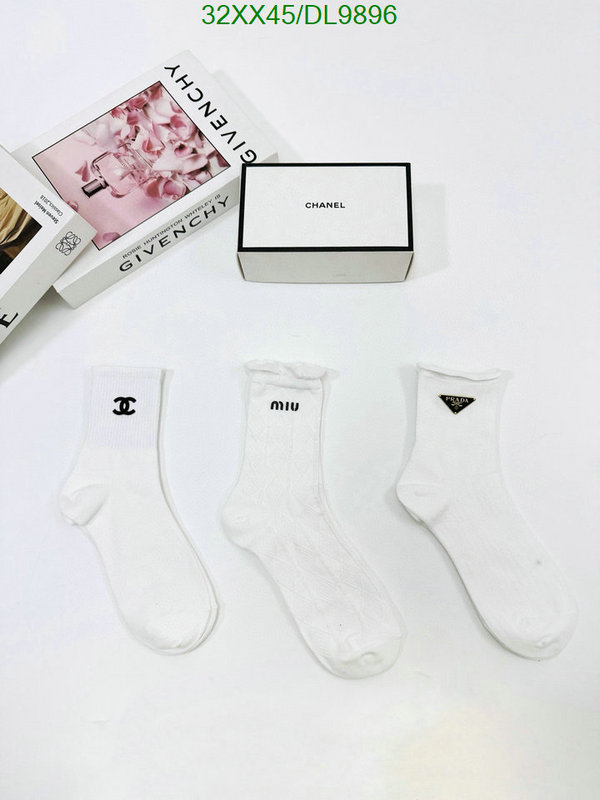 Sock-Prada Code: DL9896 $: 32USD