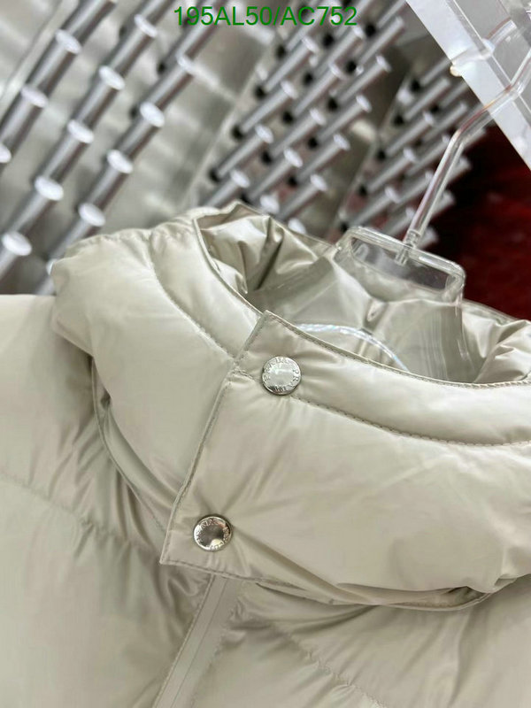 Down jacket Women-Prada Code: AC752 $: 195USD