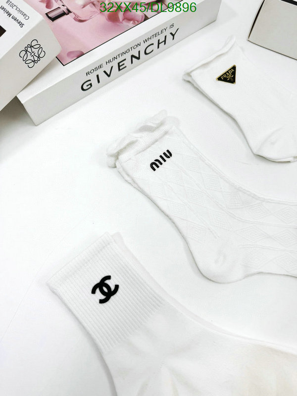 Sock-Prada Code: DL9896 $: 32USD