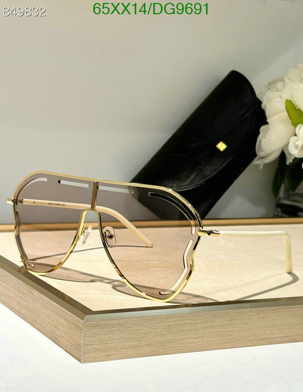 Glasses-Linda Farrow Code: DG9691 $: 65USD