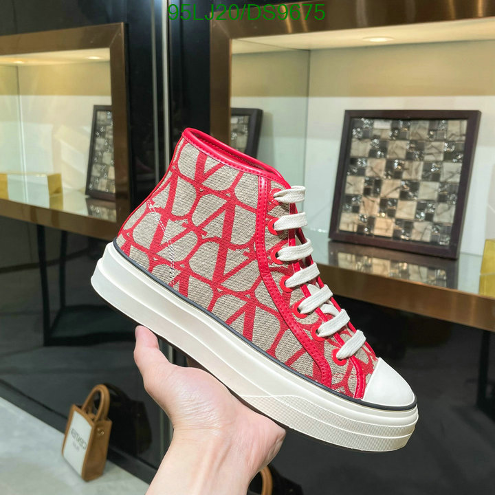 Women Shoes-Valentino Code: DS9675 $: 95USD