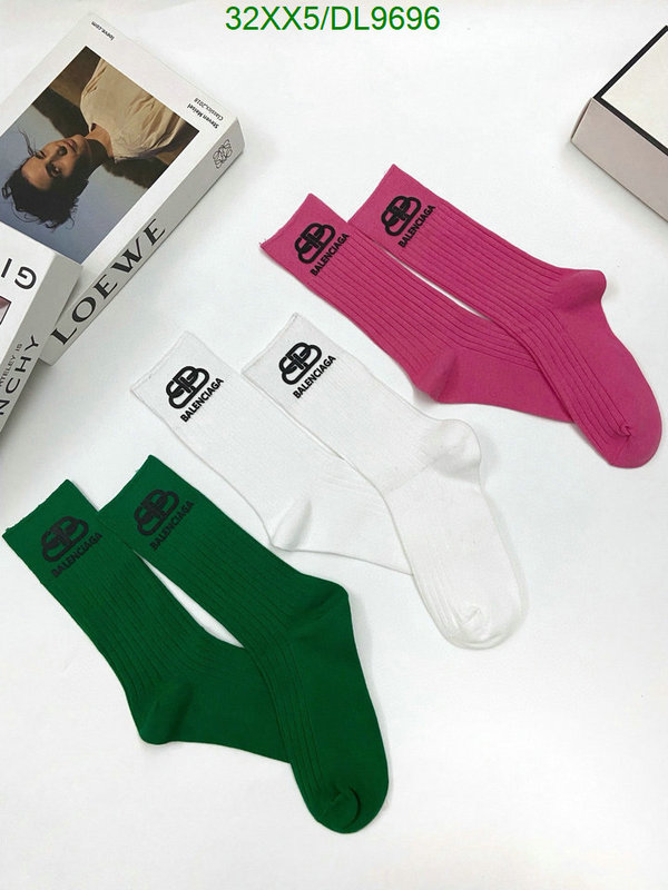 Sock-Balenciaga Code: DL9696 $: 32USD