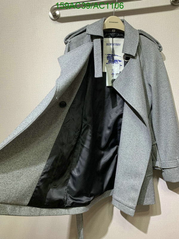 Down jacket Women-Burberry Code: AC1106 $: 159USD