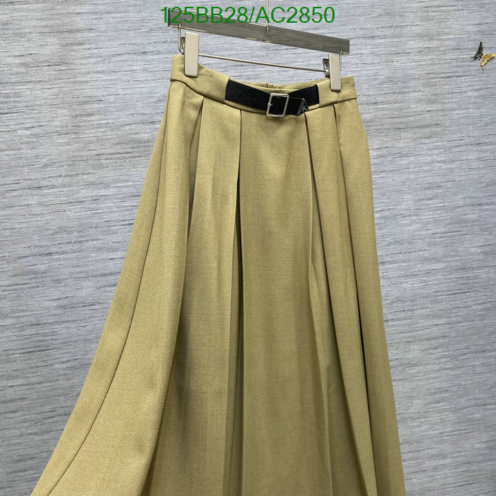 Clothing-Prada Code: AC2850 $: 125USD