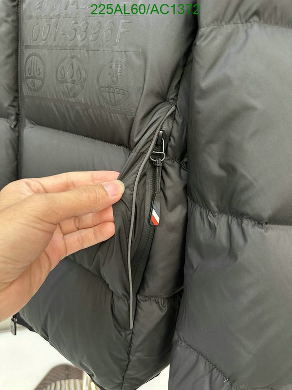 Down jacket Men-Moncler Code: AC1372 $: 225USD