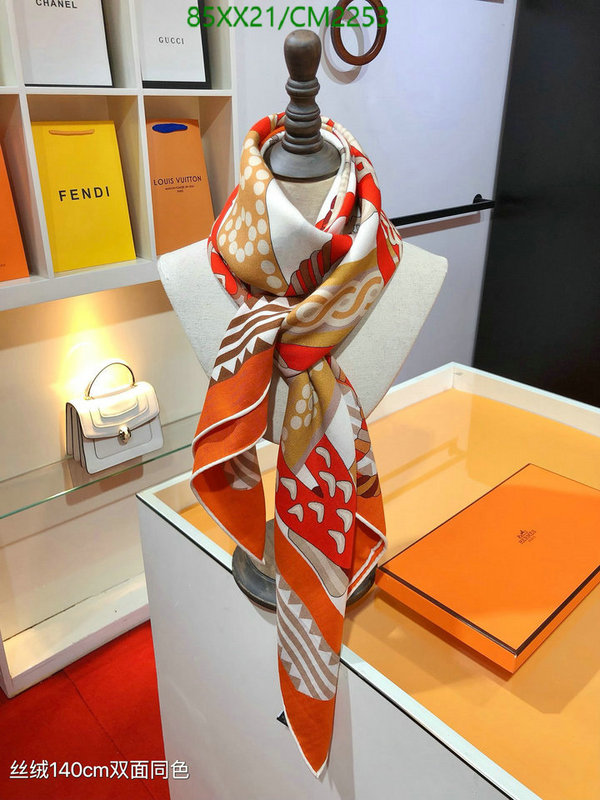 Scarf-Hermes Code: CM2253 $: 85USD